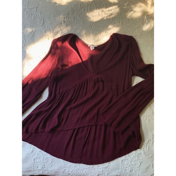 Flowy sleeved burgundy crop - Picture 1 of 1